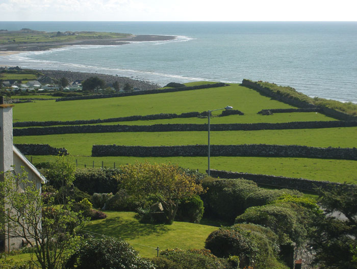 View south from Murmur-y-Don